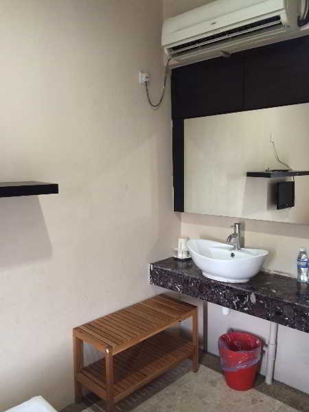 Hotel Zamburger Sg Bakap Kampong Gurun Bagian luar foto