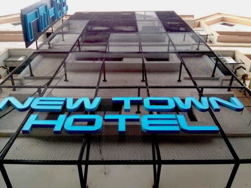 Hotel Zamburger Sg Bakap Kampong Gurun Bagian luar foto